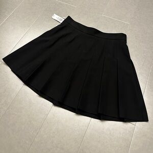 Aritzia Olive Micro Black Skirt